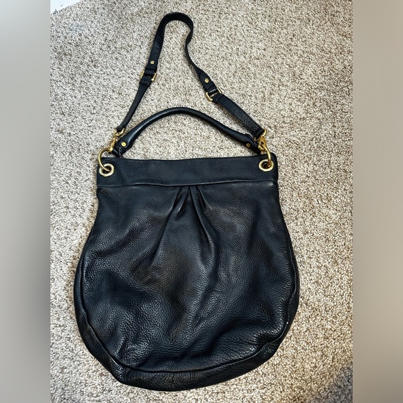 MARC by Marc Jacobs Black Leather Shoulder Bag - Picture 2 of 6